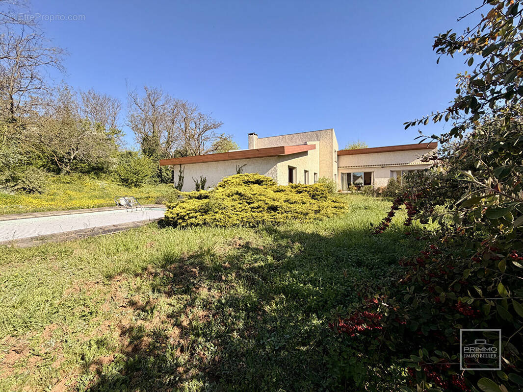 Maison à SAINT-DIDIER-AU-MONT-D'OR