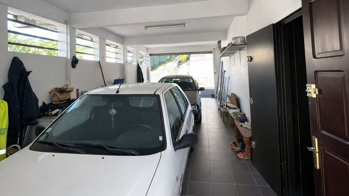 Maison à SAINTE-SUZANNE