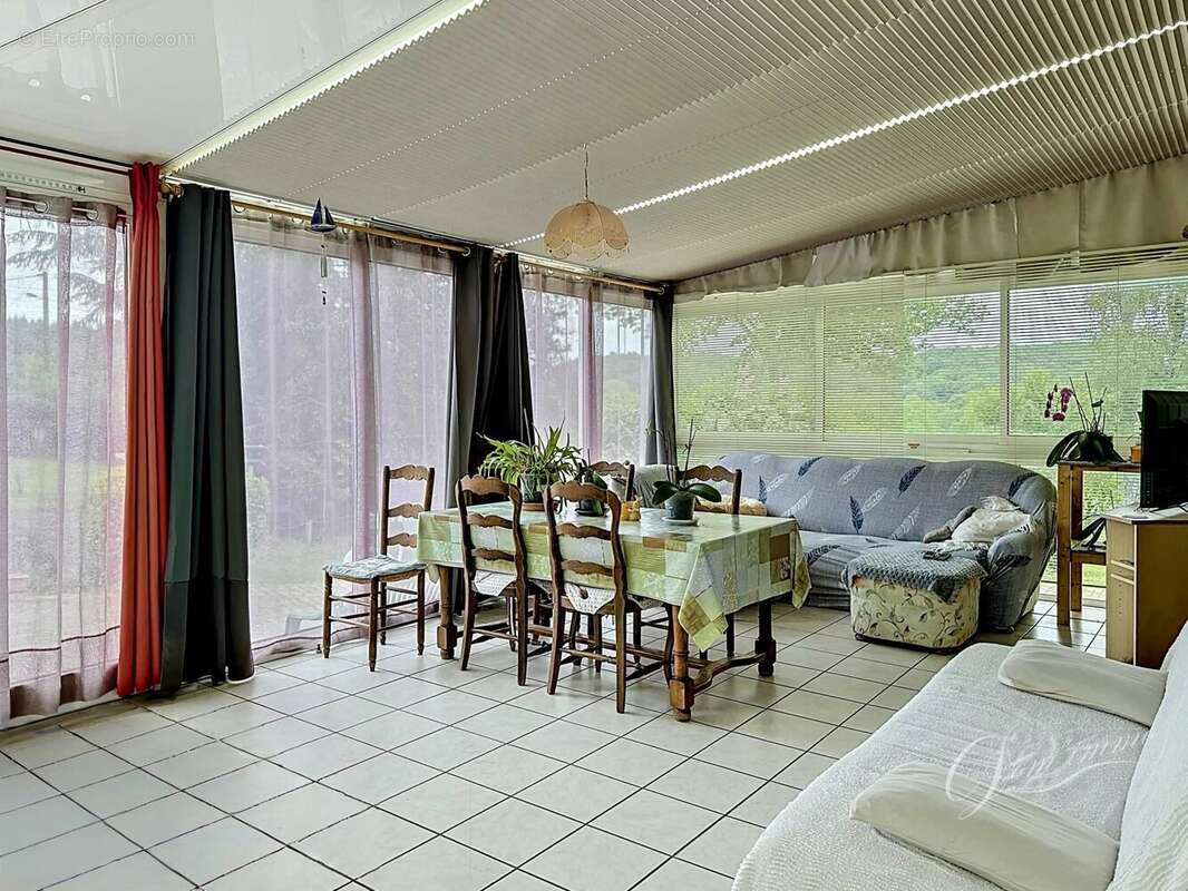 En exclusivité: Maison de campagne en pierres au cœur de la campagne bourguignonne - photo 8