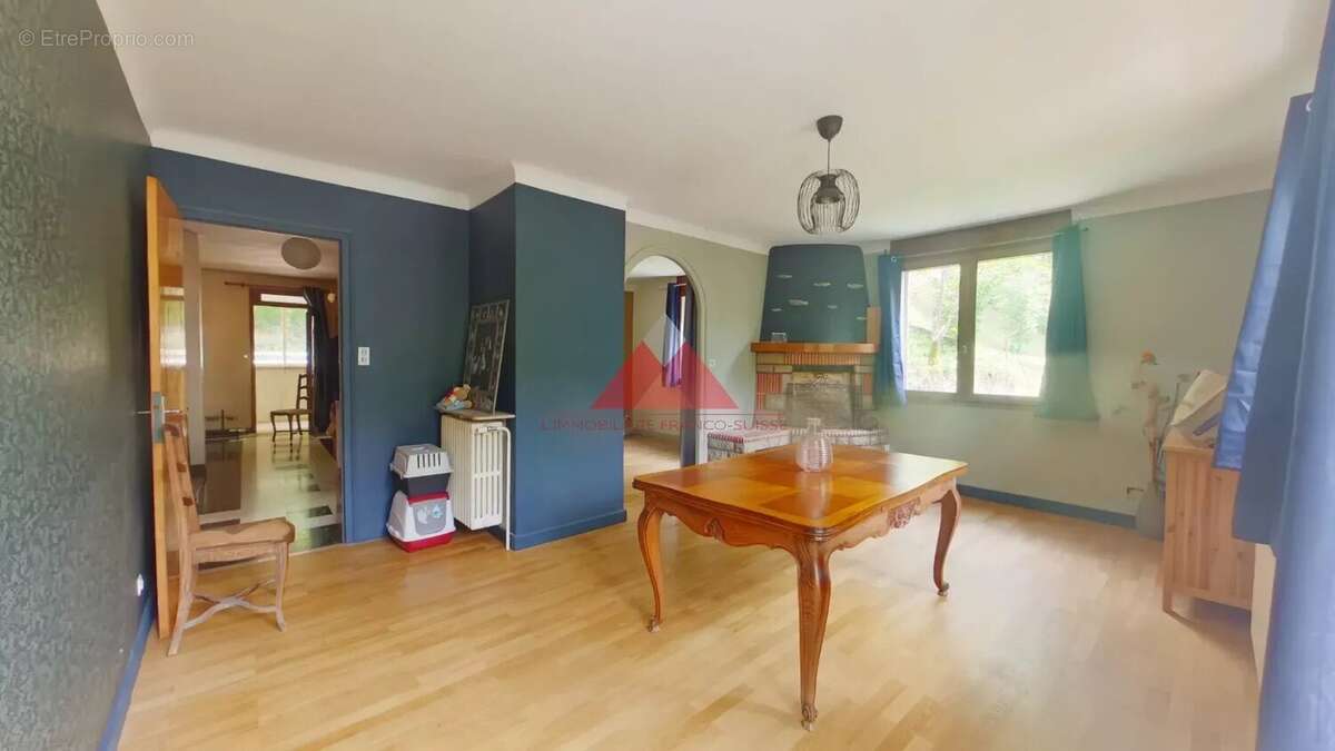 Maison à LA MOUILLE