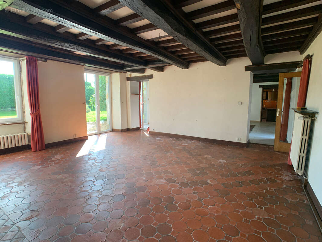 Maison à SAINT-SAUVEUR-LA-POMMERAYE