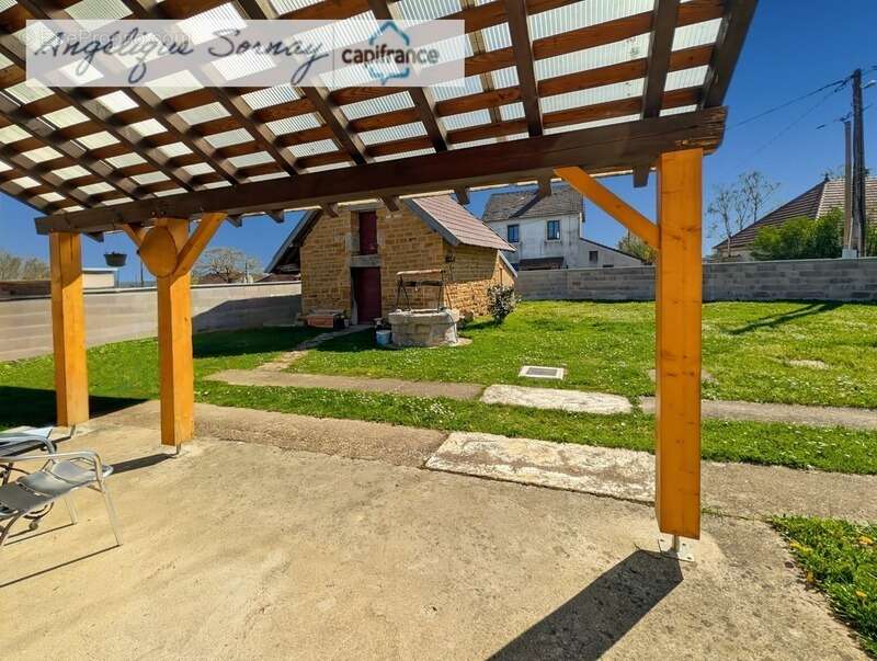 Maison à BLETTERANS