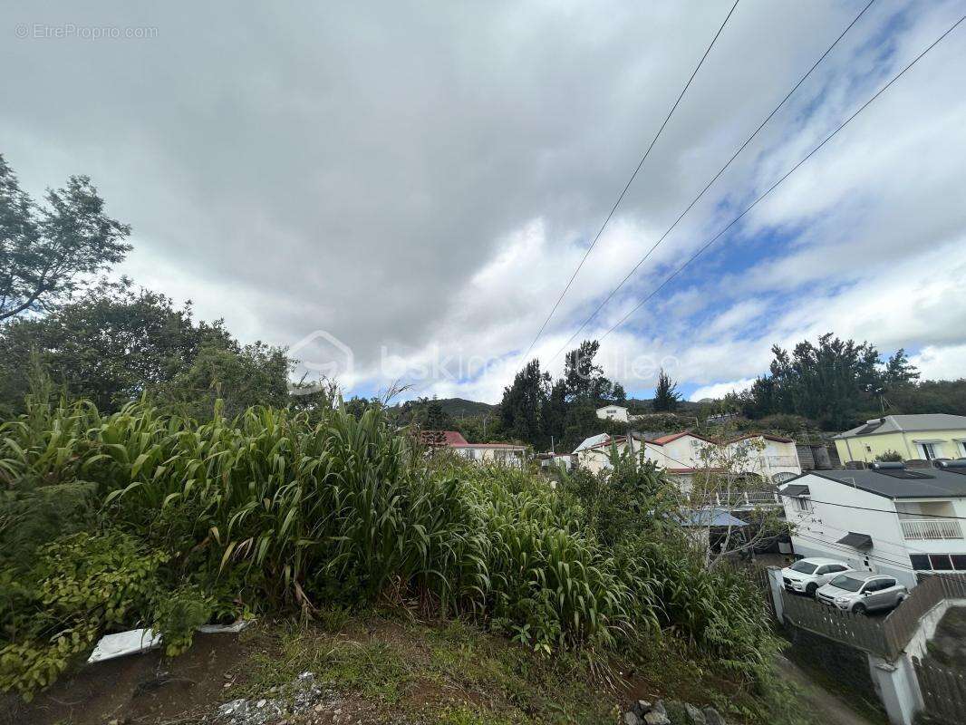 Parcelle de terrain constructible de 994 m2 (vue mer et montagne) - photo 5