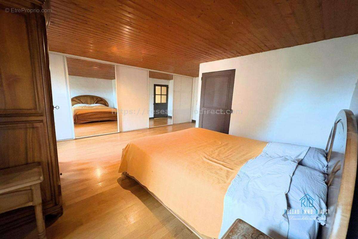 Maison à REVEL-TOURDAN