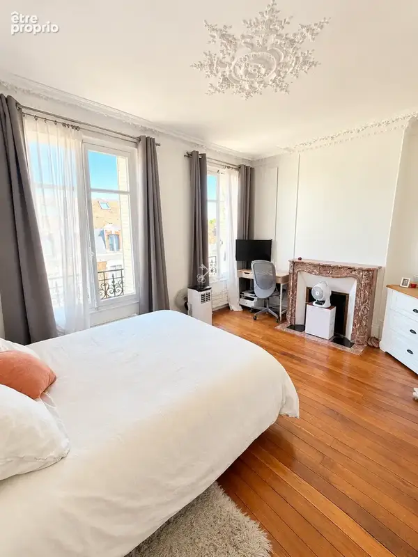 Fontainebleau - Centre /  Appartement 2 chambres avec jardin collectif + chambre de bonne + grenier + garage + - photo 6