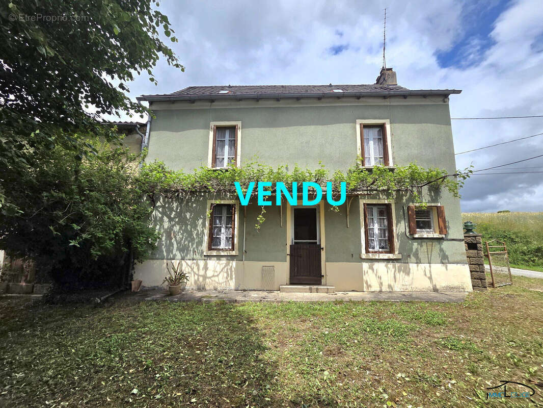 Maison à MALEVILLE