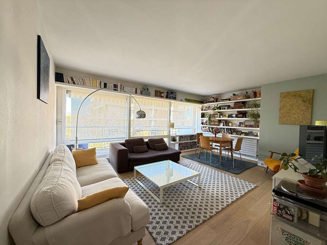 Appartement à JOUY-EN-JOSAS