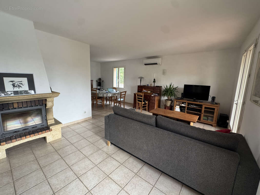 Maison 88 m² à Villelaure  - photo 9