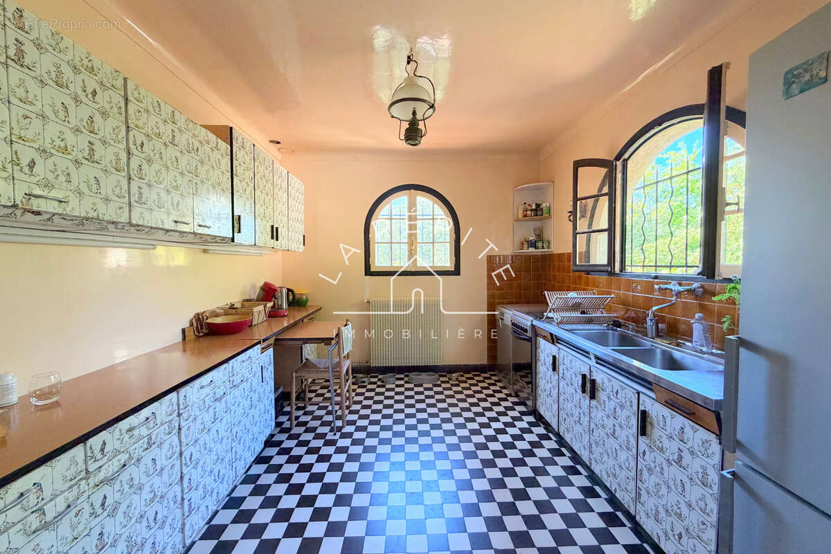 Maison à SPERACEDES