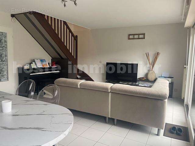 IMG_8304 - Maison à NEUVILLE-EN-FERRAIN