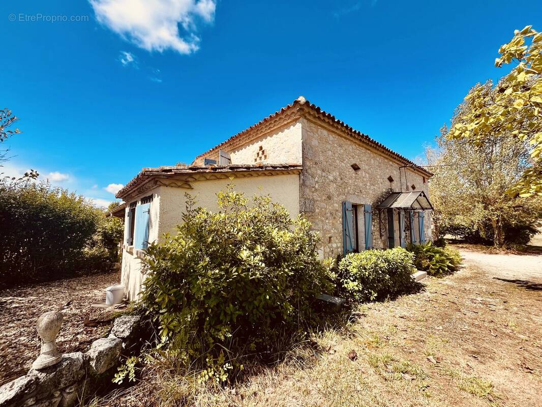 Maison élégante avec piscine, maison d'amis et vue imprenable - photo 21