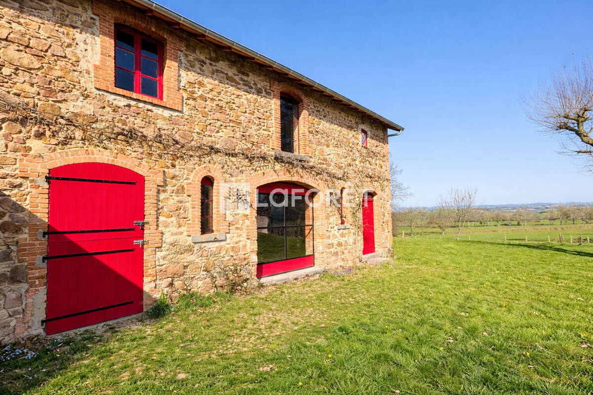 Maison à PERREUX