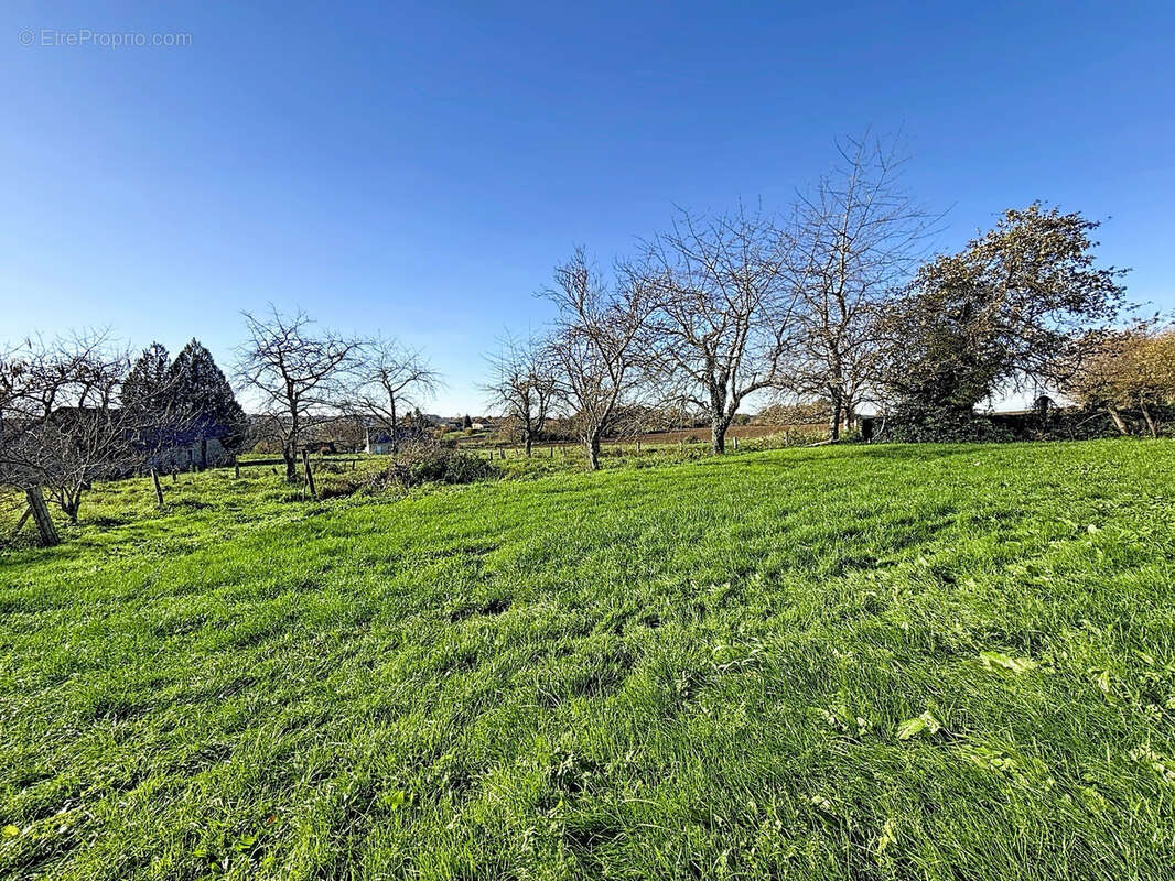 Maison à PERPEZAC-LE-NOIR