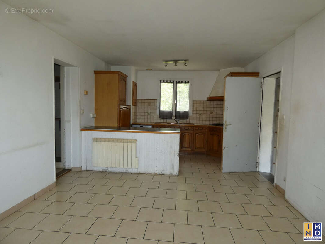 Maison à PARASSY