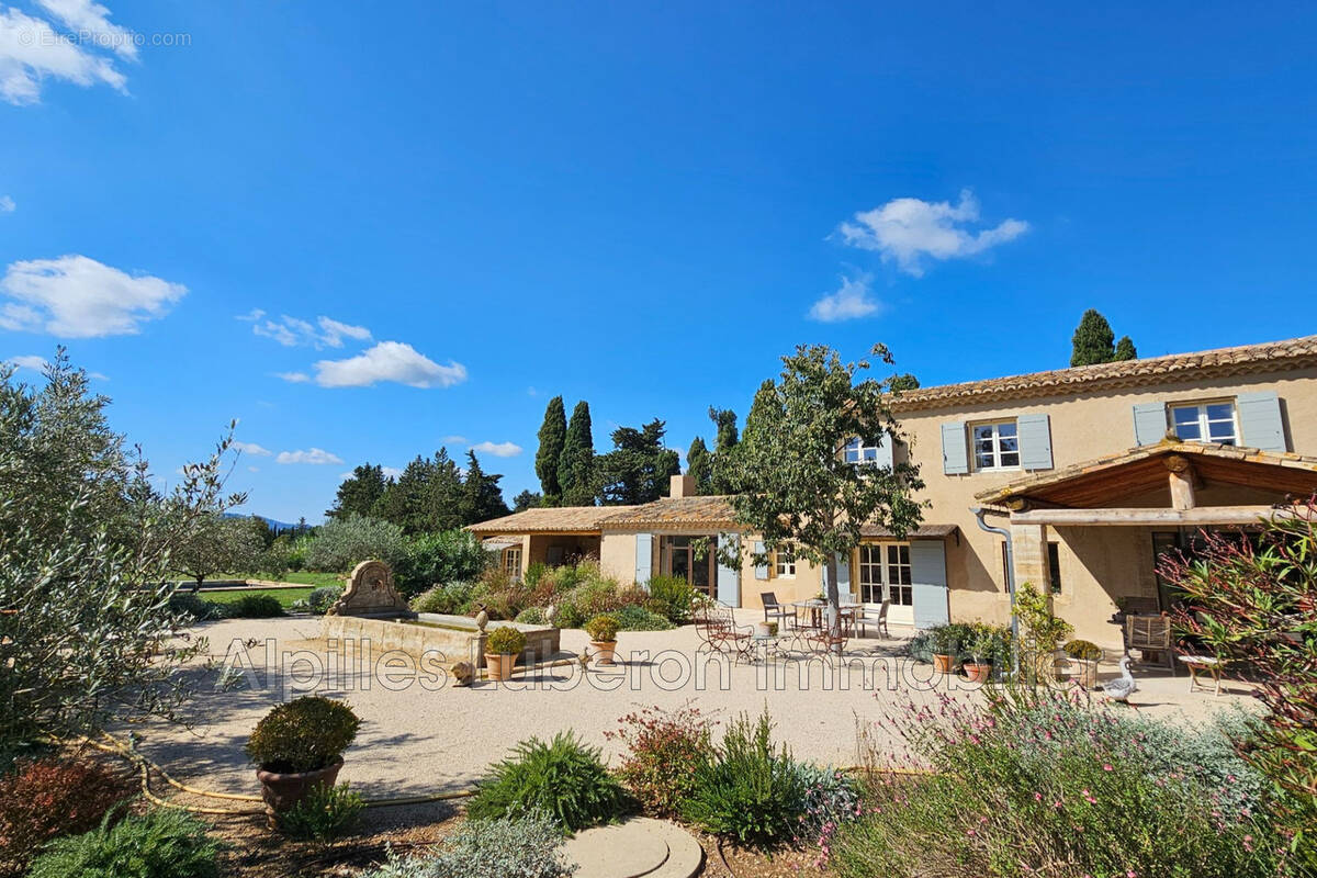 Maison à EYGALIERES