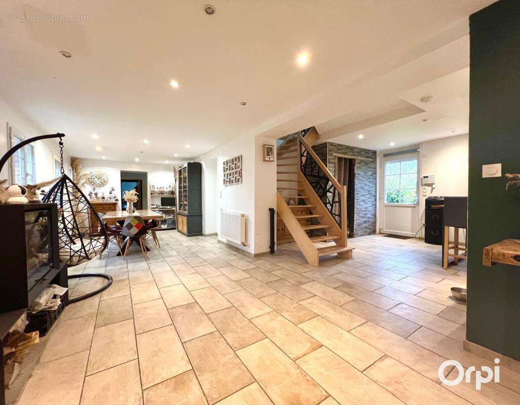 Maison à VIEILLE-EGLISE