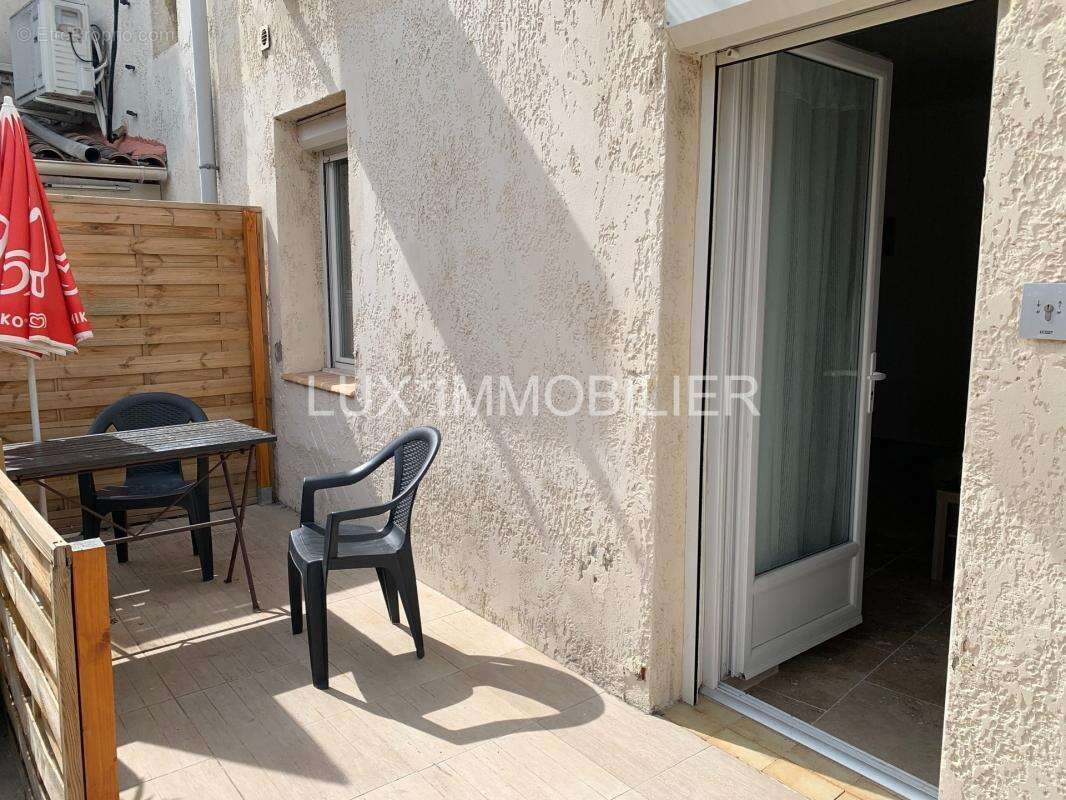 Eyragues - centre ville - 2 pieces 40m² - terrasse - parking - photo 7