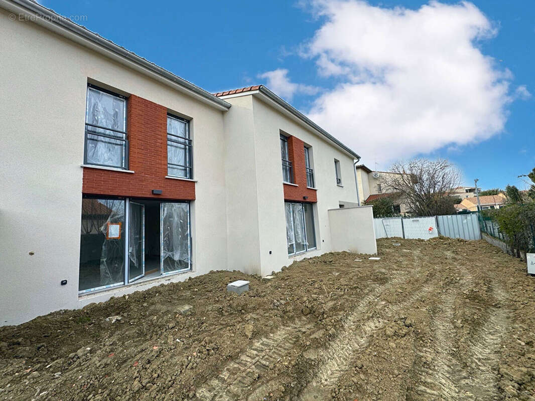 Maison à CASTANET-TOLOSAN