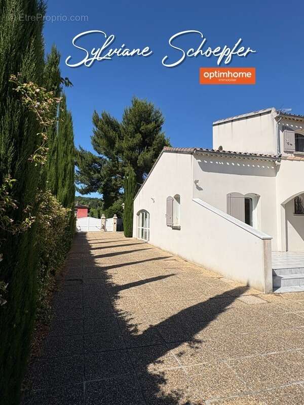 Maison à MONTELIMAR