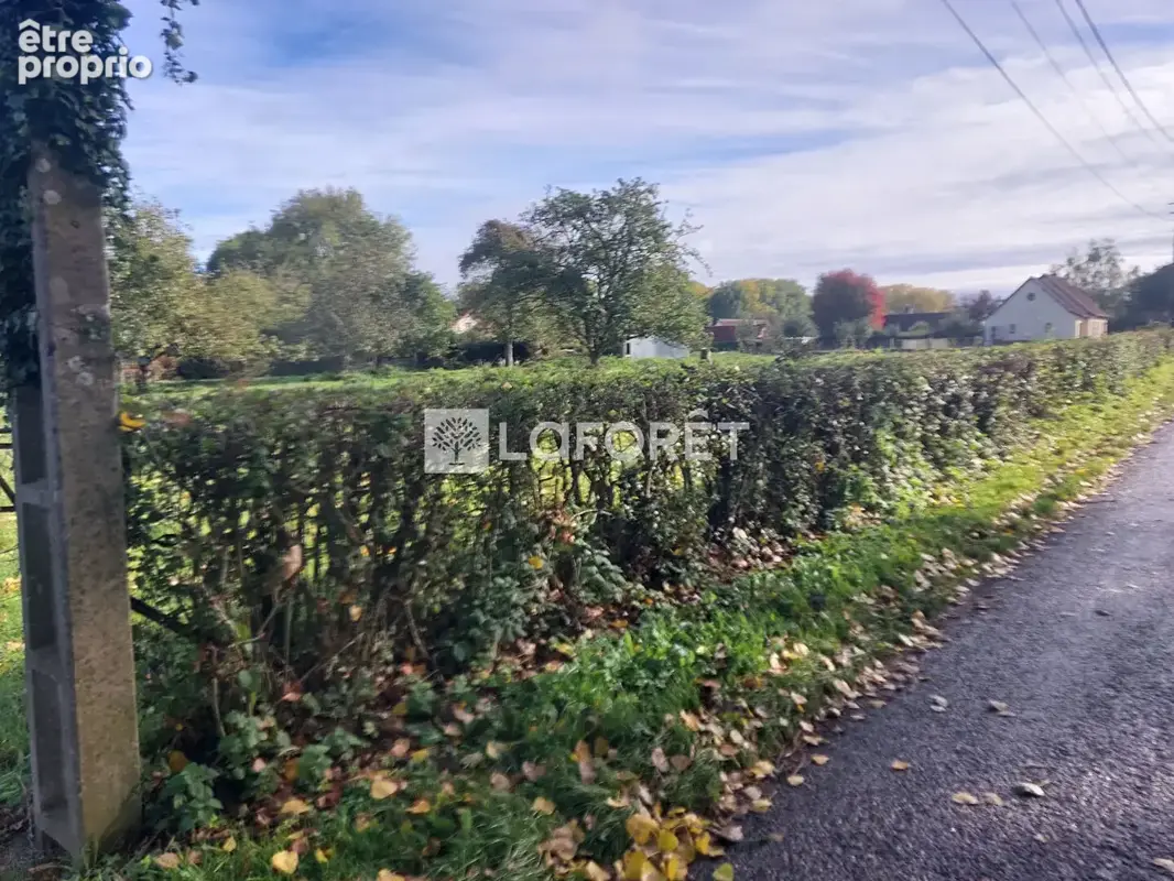 Terrain constructible 2300m² - photo 9