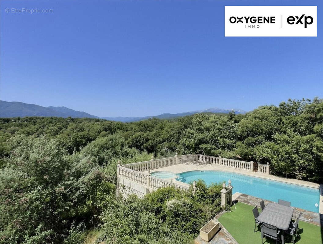 Maison 250 m² à Ceret  - photo 4