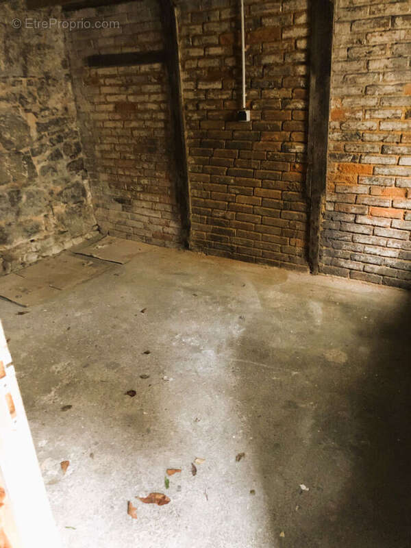 Maison à BOURG-DES-COMPTES