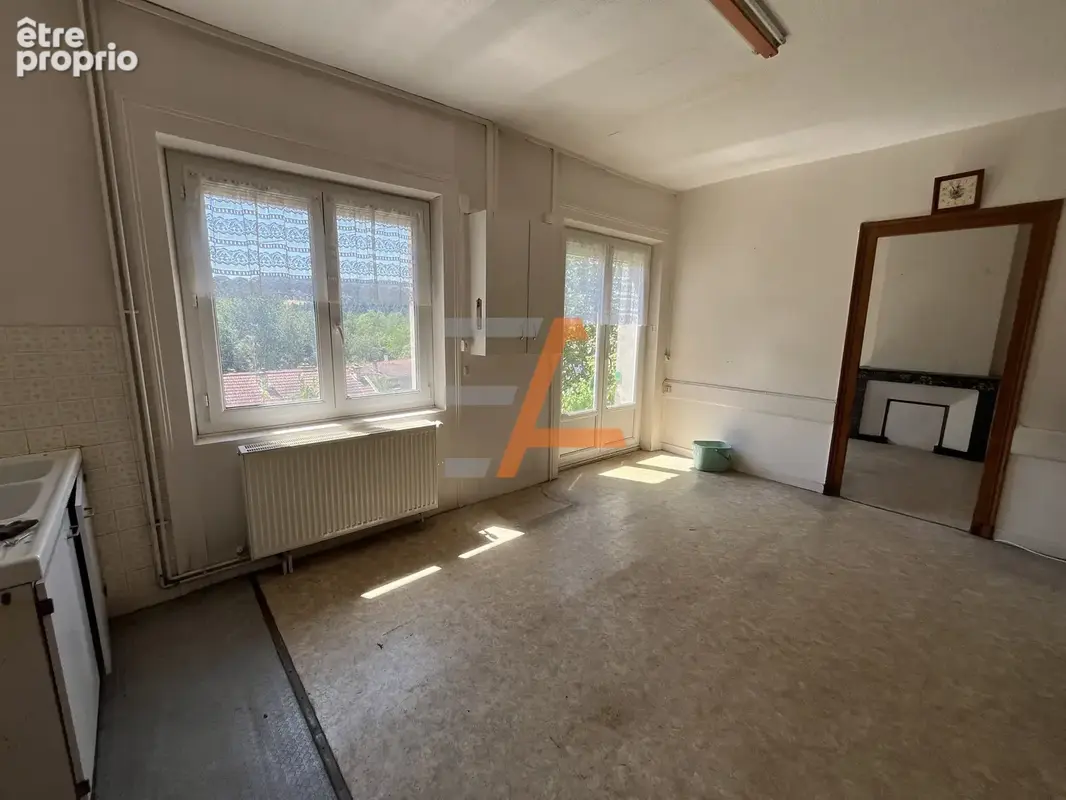 Maison avec extérieur à rénover entièrement - photo 4