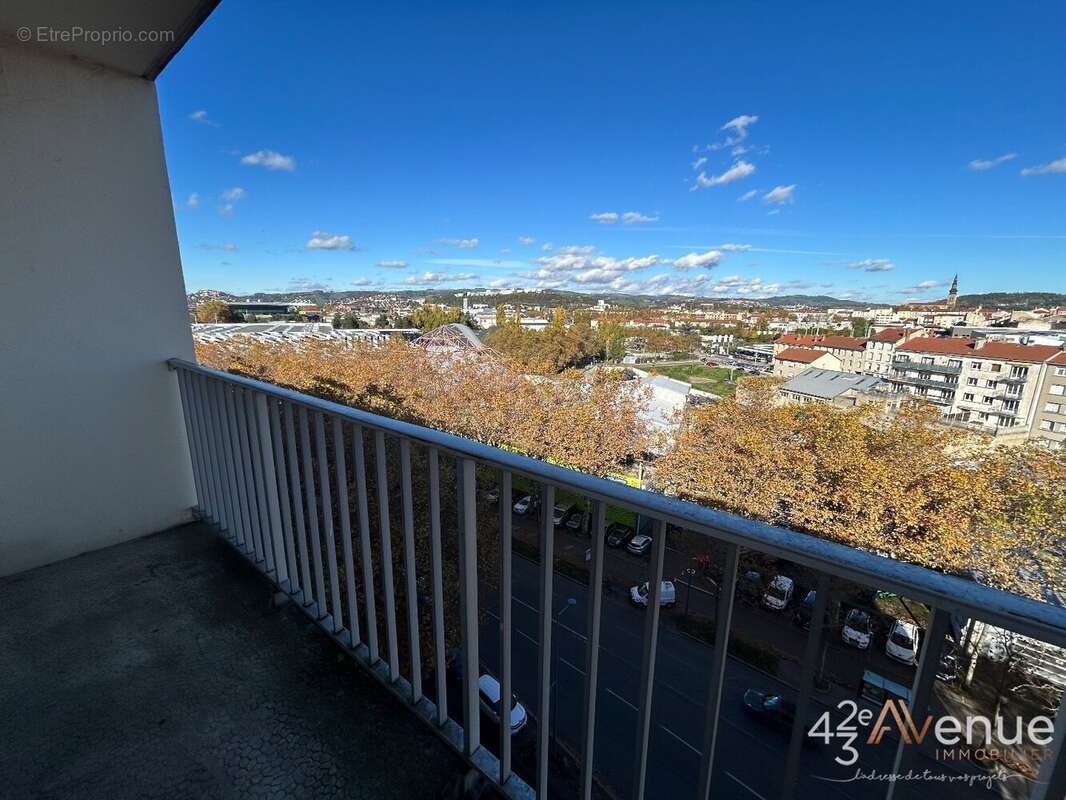 Appartement à SAINT-ETIENNE