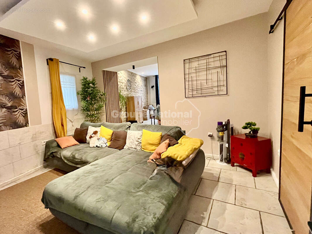 Maison à CHATEAURENARD