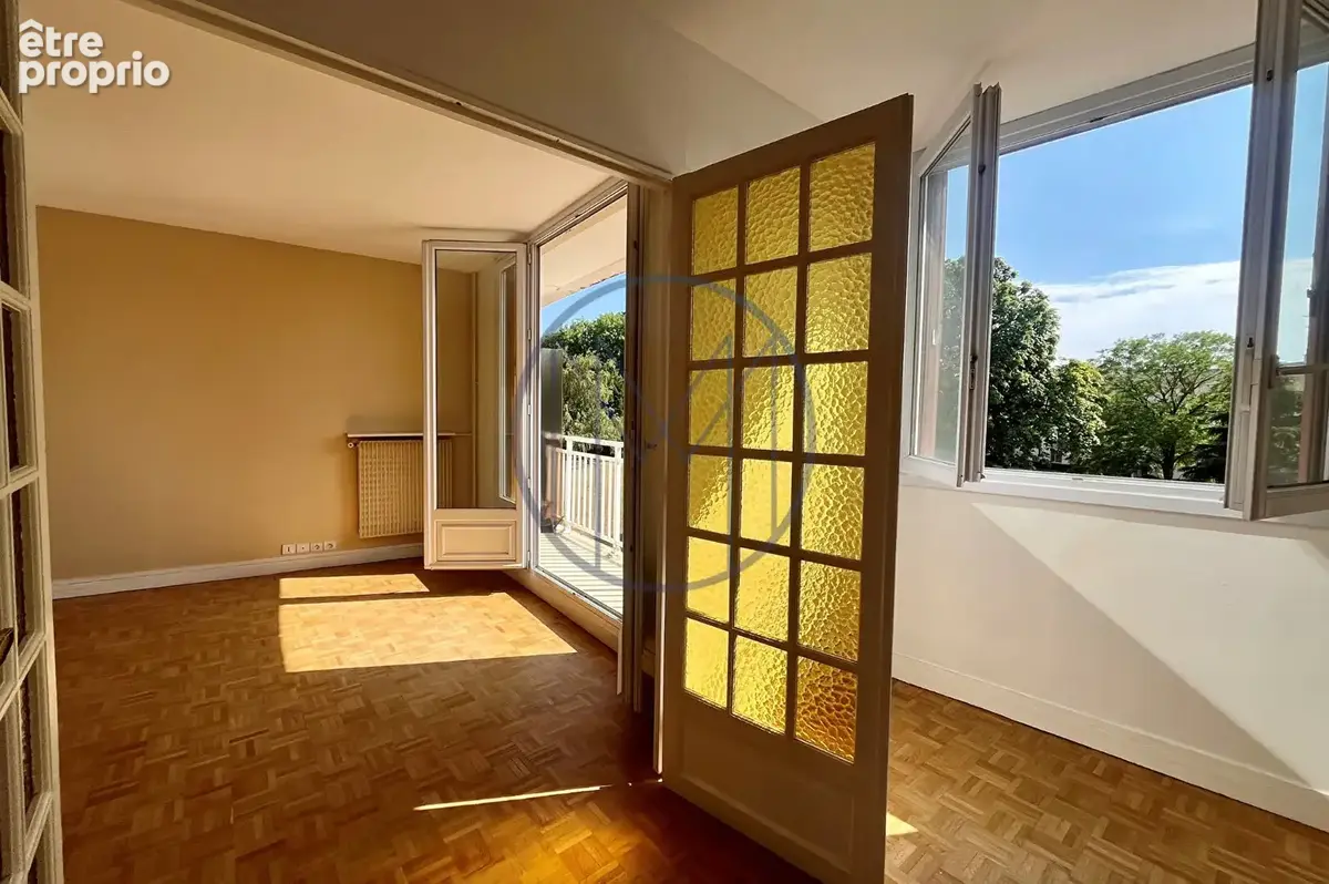 Appartement à VERSAILLES
