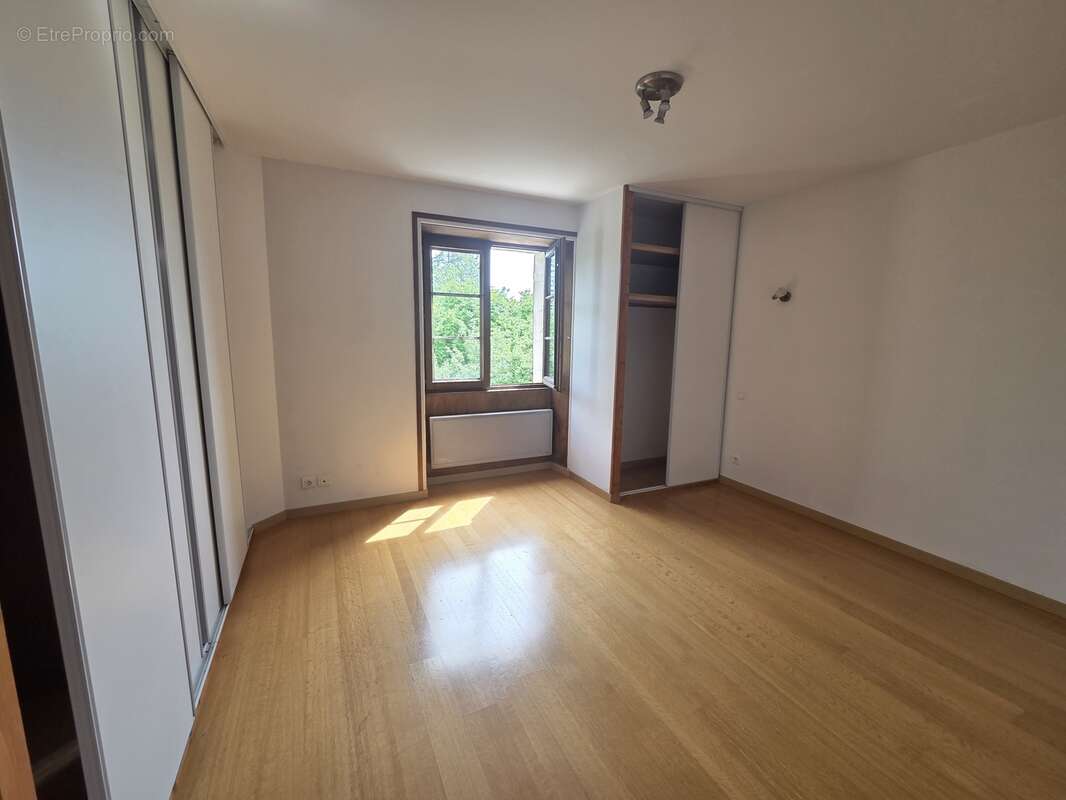 Maison à HIERSAC