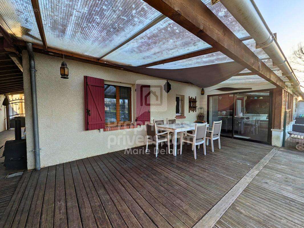 Maison indépendante - Pougues Les Eaux - 6 pièces - photo 11