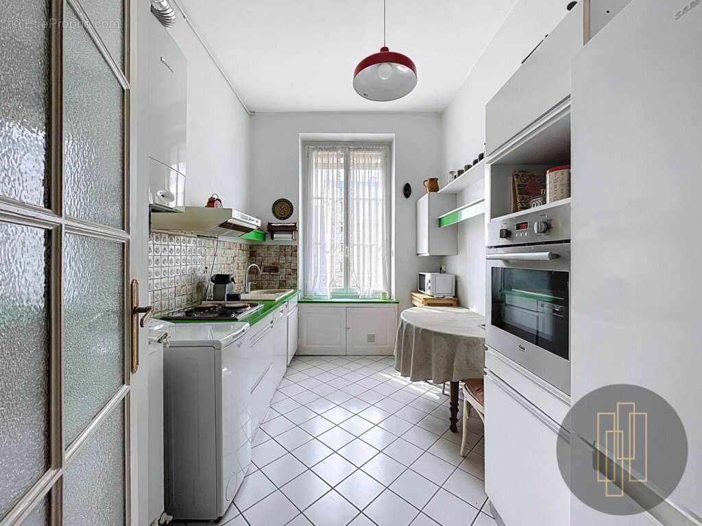 Appartement à LYON-6E
