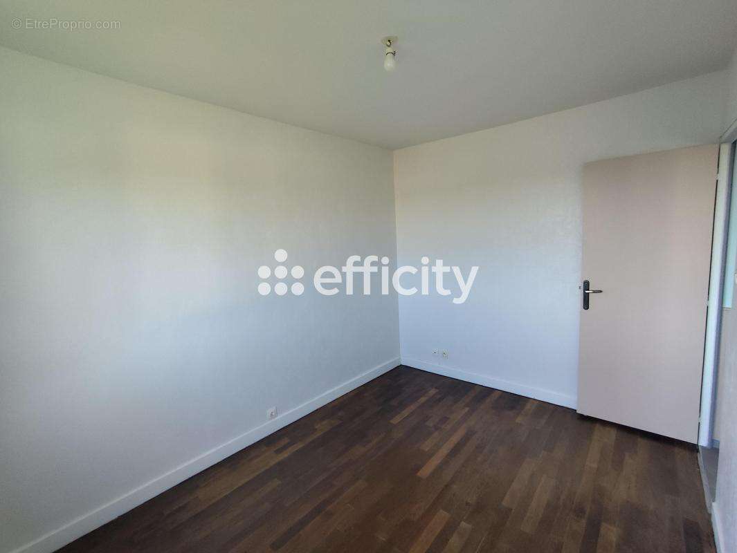 Maison à SAINTE-GAUBURGE-SAINTE-COLOMBE