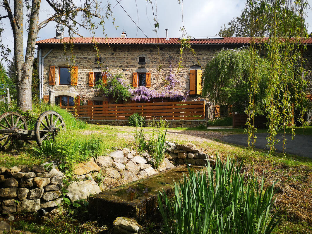 Maison à SAINT-JEAN-D'AUBRIGOUX
