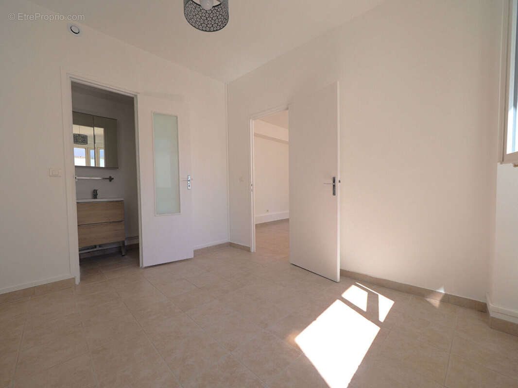 Appartement à ROMAINVILLE
