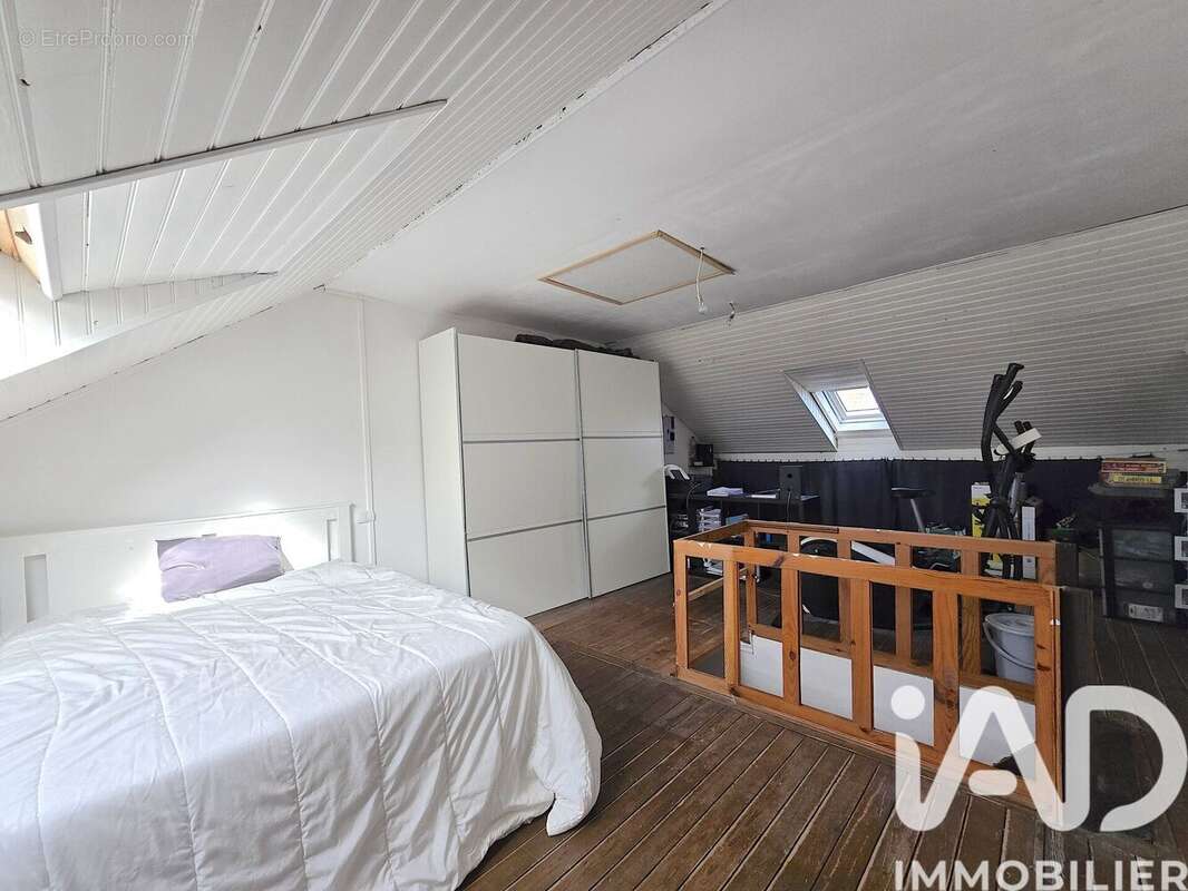 Maison 113 m² à Wattrelos  - photo 7