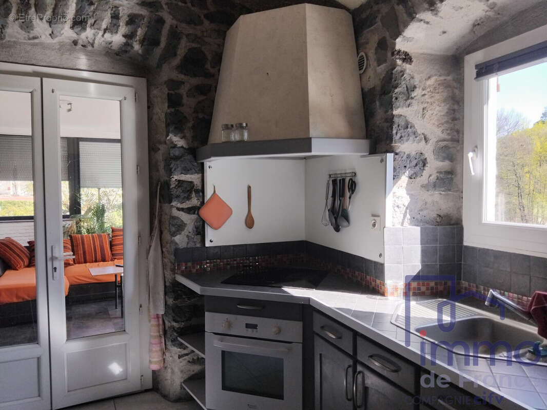 Maison 163 m² à Chadrac  - photo 2
