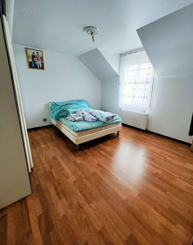 Maison 9 pièces sur sous-sol total - photo 9