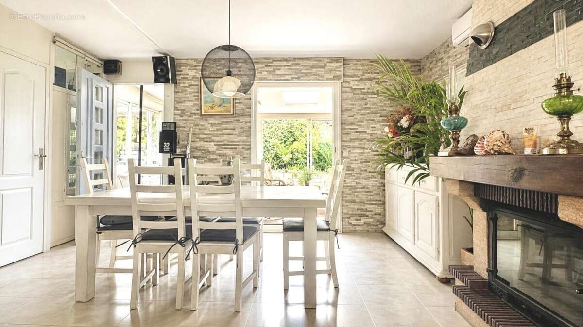 Photo 8 - Maison à VELAUX