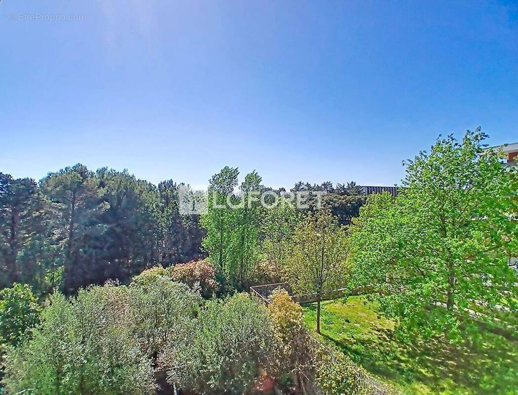 Appartement à JUVIGNAC