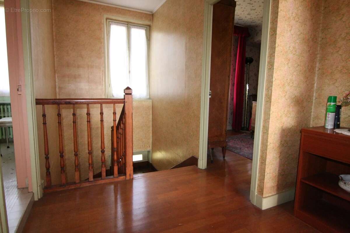 Maison à SAINT-CHERON