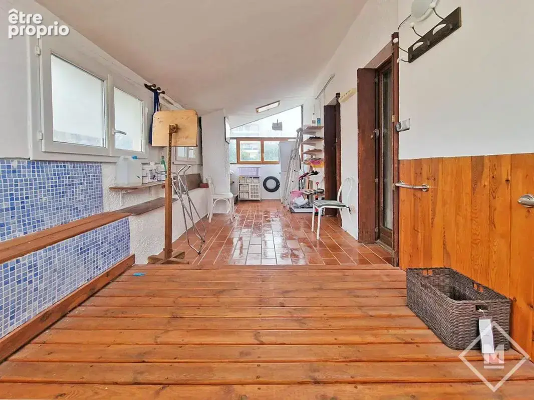 Maison familiale de 282 m² avec piscine, dépendances et fort potentiel 13013 - photo 23