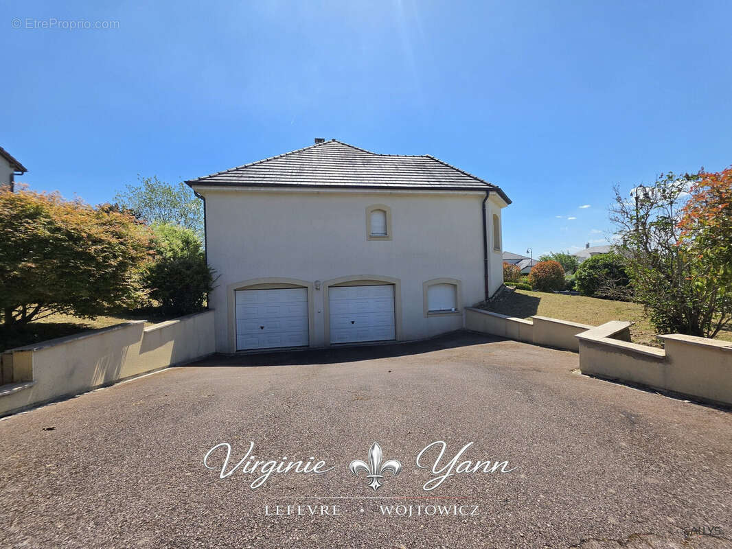 Maison 231 m² à Thionville  - photo 8
