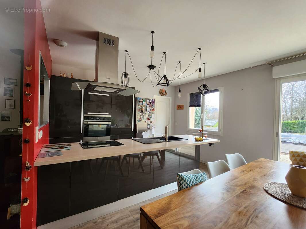 Maison à SAINT-JOUVENT