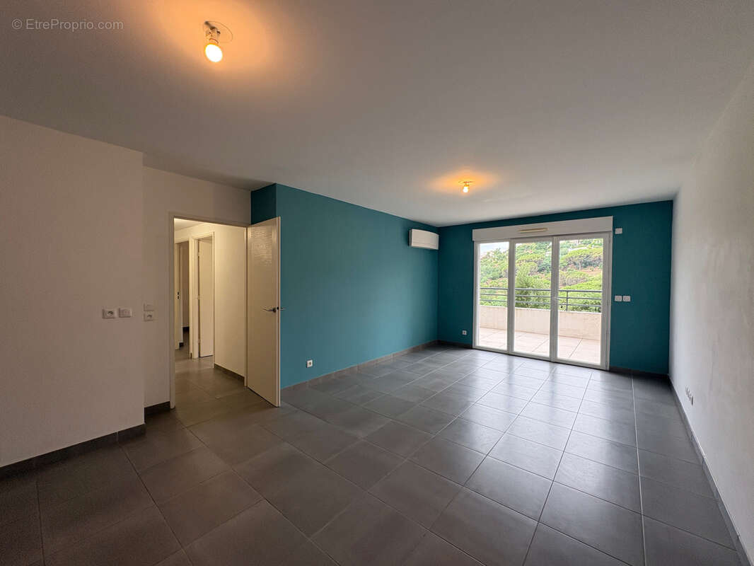 Appartement t3 avec grande terrasse et garage - photo 3