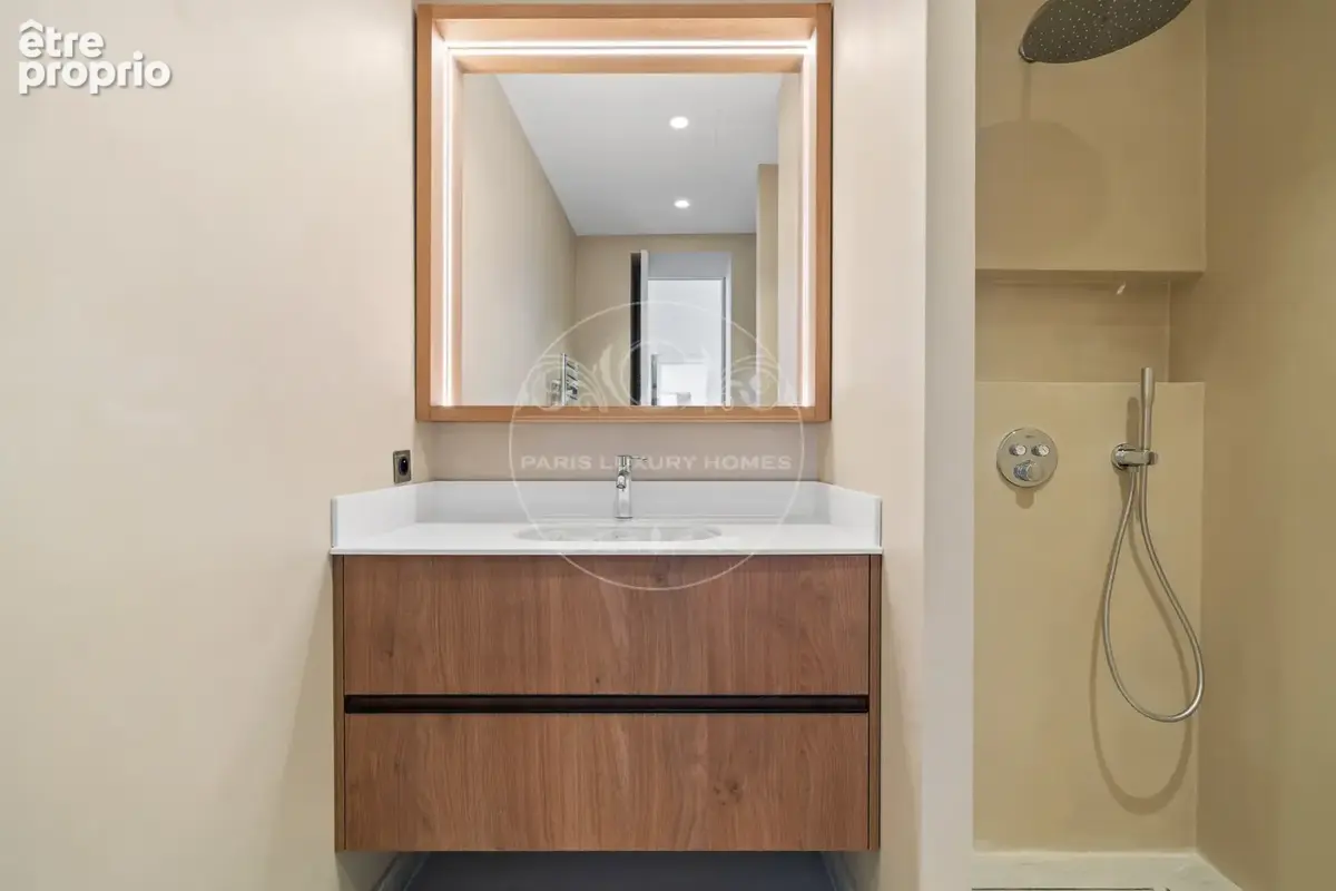 Superbe pied à terre à Paris 1er ! - photo 14