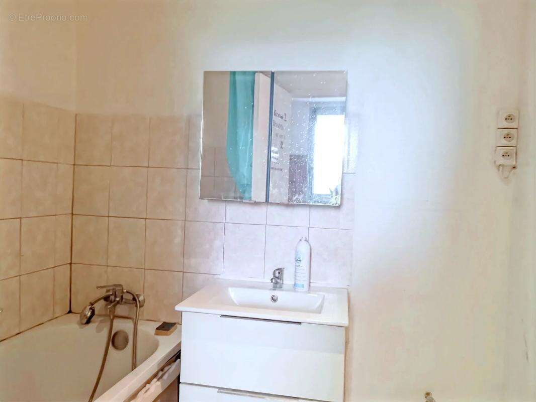 Appartement à OLLIOULES