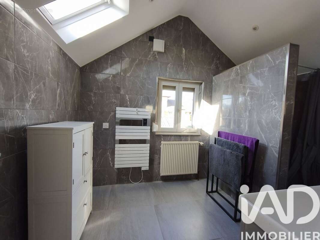 Photo 2 - Maison à WITTELSHEIM