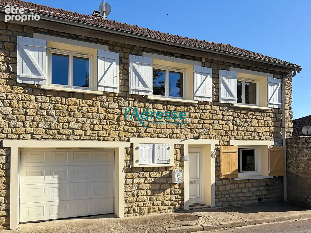 Photo Maison à Condecourt au prix de 315 000€